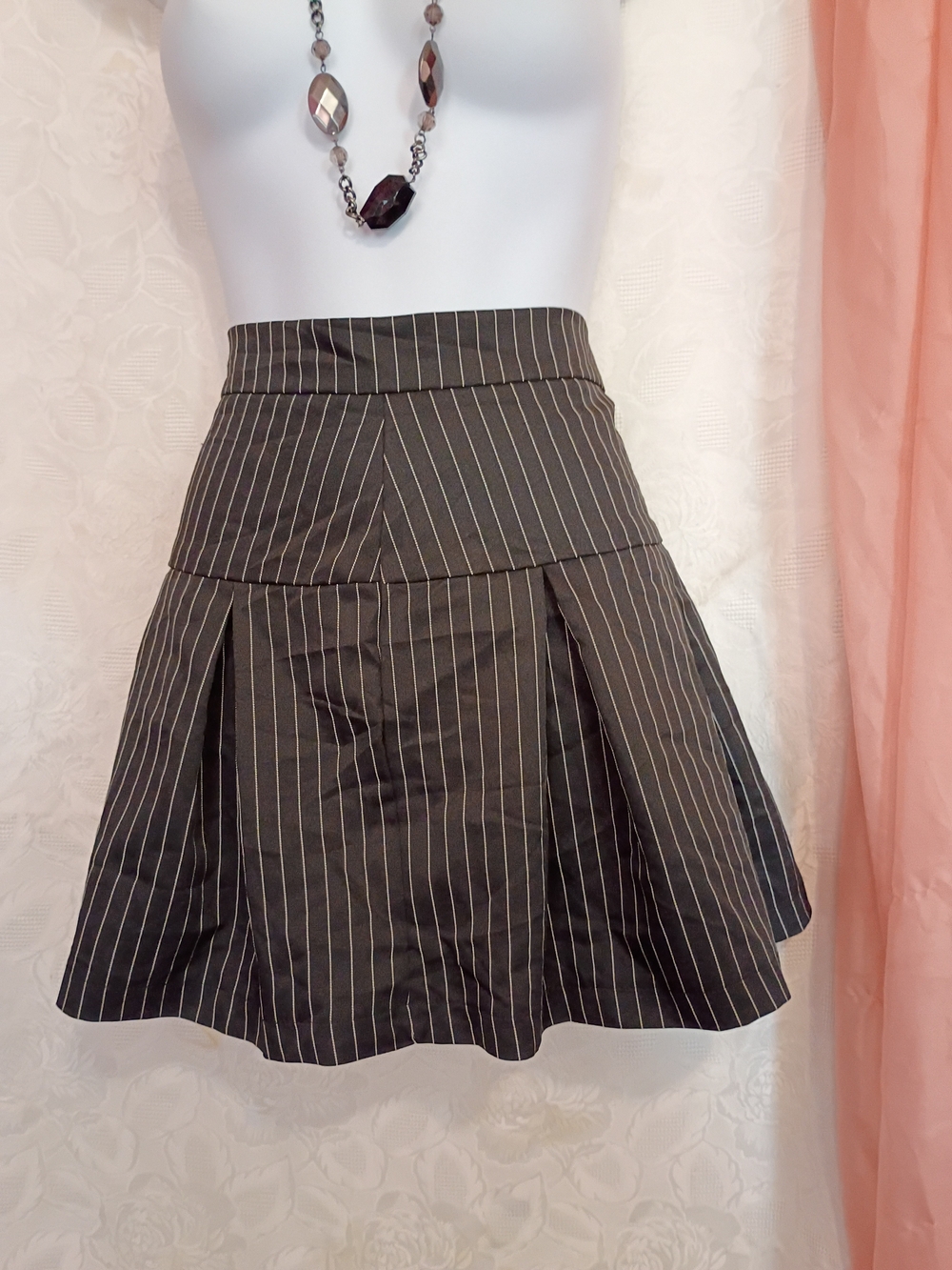 SHEIN Black Pinstripe Circle Skirt